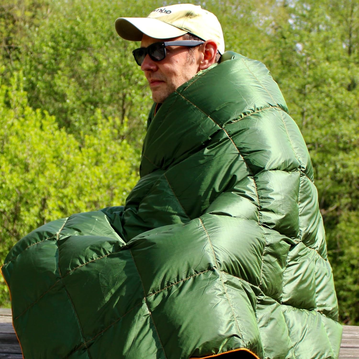 down Camping Blanket - Outdoor Travel Quilt | Sustainable, Insulated, Lightweight & Warm Gear for Sleep, Camping, Stadium, Hiking & Festivals | Water Resistant, Packable & Compact