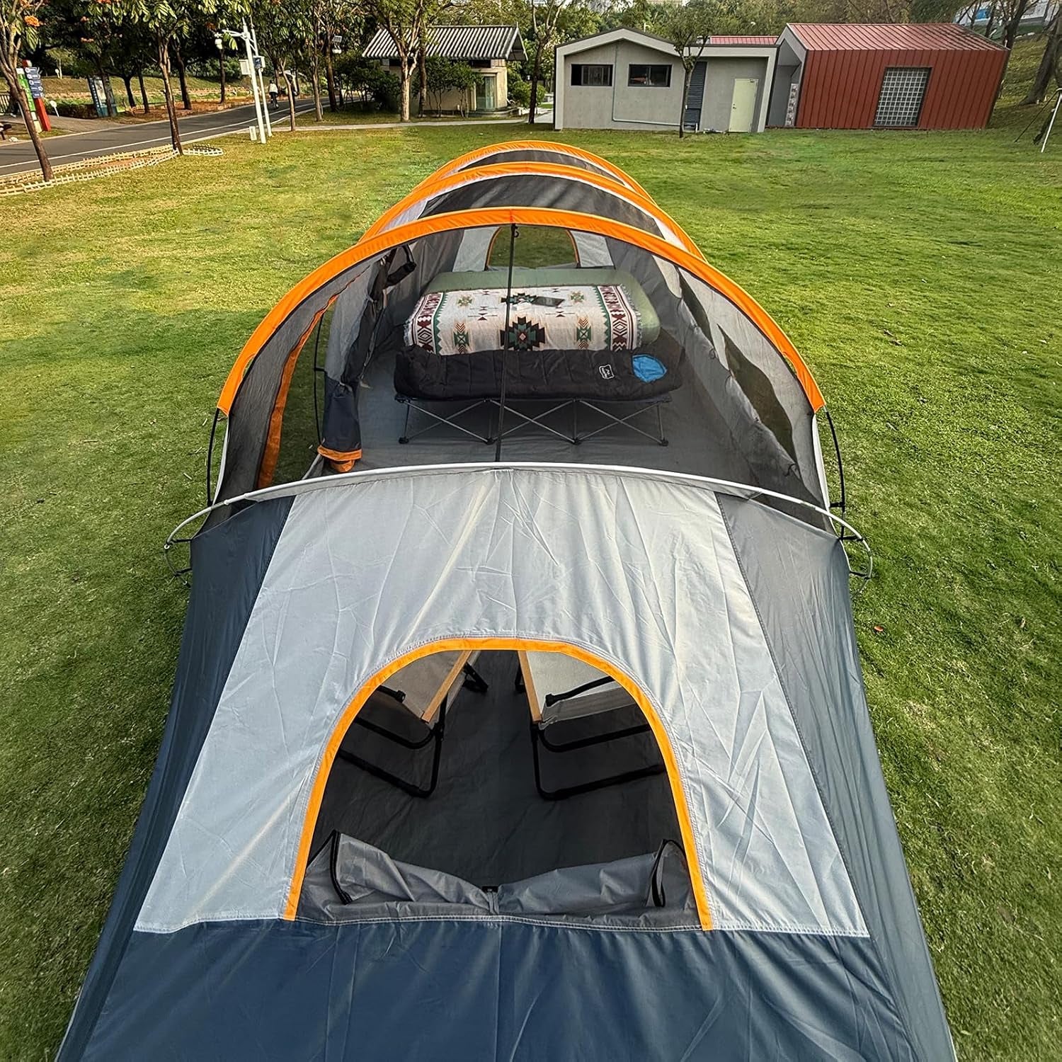 Tent 12-Person-Camping-Tents,3 Room Family Tents,Waterproof Windproof Family Tent with Top Rainfly,6 Large Mesh Windows,Double Layer,Easy Set Up, Portable with Carry Bag-20' X 9' X 72"(H)